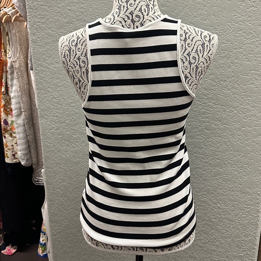 H&M Sleeveless Ribbed Top Bundle - Picture 5 of 12